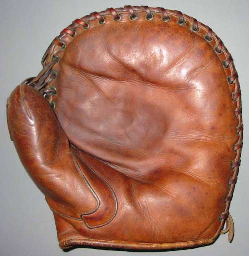 Stuffy McInnis Stall & Dean Basemitt Front