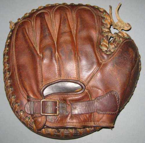 Zack Taylor Stall & Dean Catchers Mitt Back