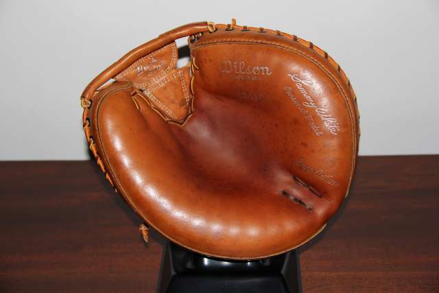 Sammy White Wilson A2410 Personal Model Front