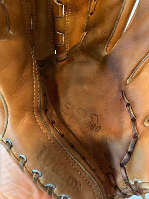 Wilson A2000 10 Front