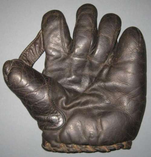 Victor, Wright & Ditson 1 Inch Web Black Front