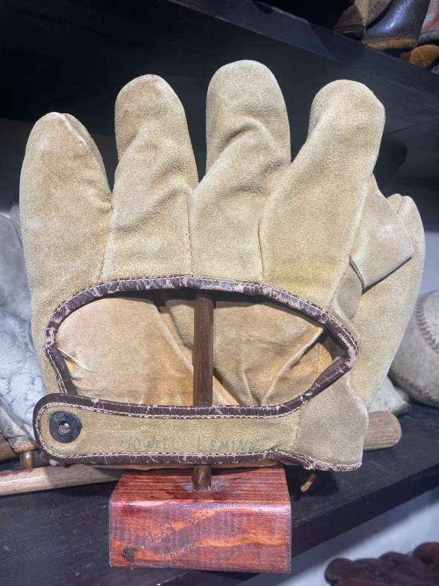 Yale F42 Varsity 1 Inch Web Back