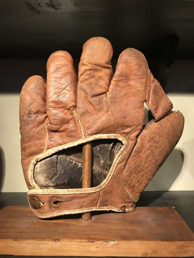 Mitchell & Ness 1 Inch Web Back