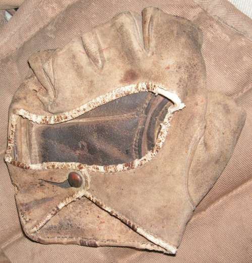 c. 1880's-90's Fingerless Glove Back