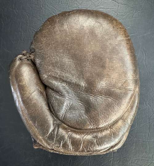 c. 1890's Hook & Eye Back Crescent Basemitt Front