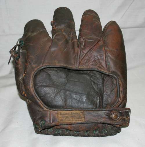 Andrus & Naedele Lefty Back