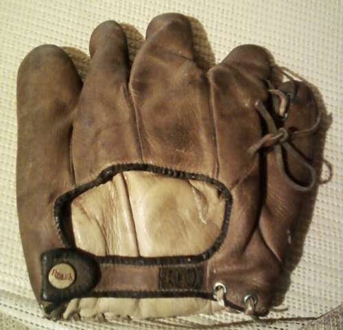 Babe Ruth Reach Brown Back