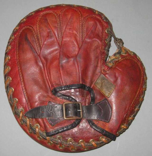 Babe Ruth Reach Catchers Mitt Back