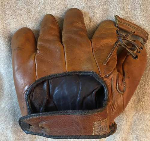 Babe Ruth Spalding Canada Back