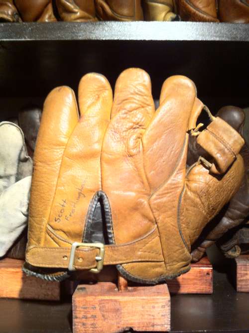 Ken Jones Banner F77V Back