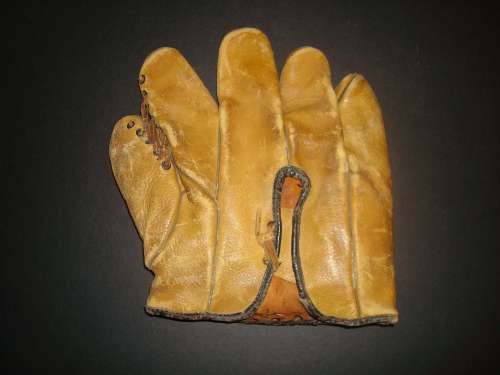 Leo Gabby Hartnett Banner F46 Back