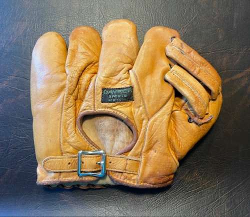 Joe Medwick Davega G73L Back