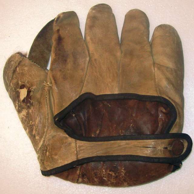 Denkert G42 RH 1 Inch Web Lefty Back