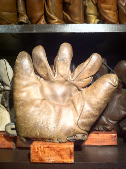 Freddie Maguire Denkert G54 RH Lefty Front