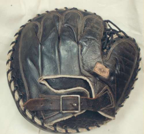 Diamond Scoop Catchers Mitt Back