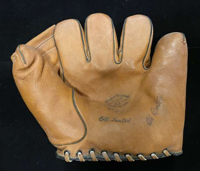 Al Benton D&M DG22 Front