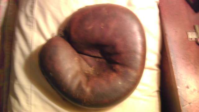 D&M Decker Patent Catchers Mitt Front