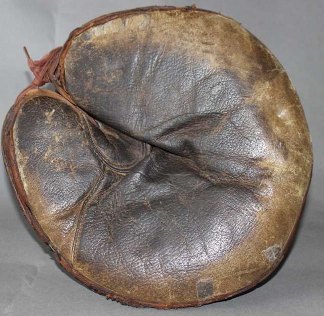 D&M Two Tone Catchers Mitt Front