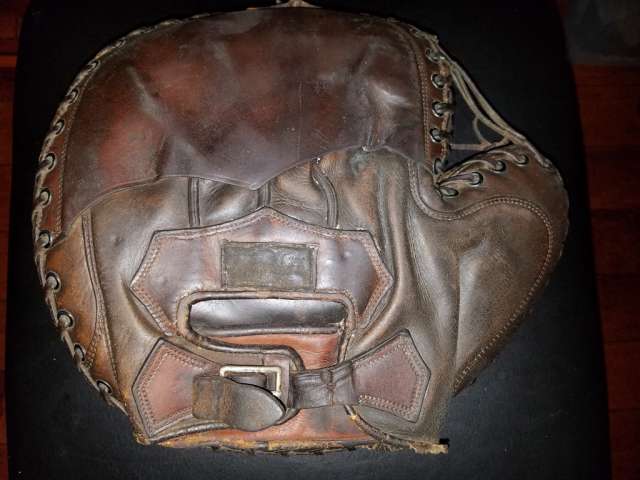 Johnny Gooch D&M Catchers Mitt Back