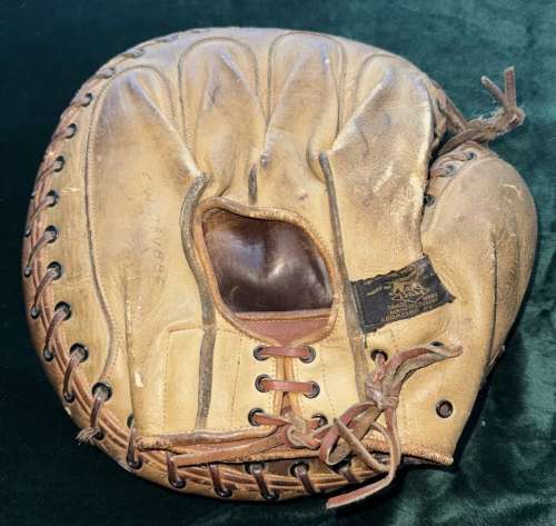 Pat Collins D&M 703 Catchers Mitt Back