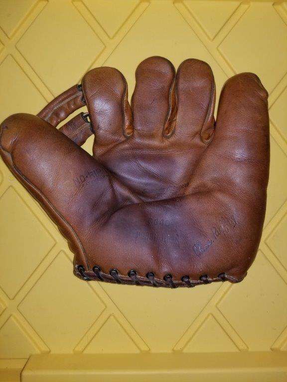 Chas. Ruffing D&M DG40 Front