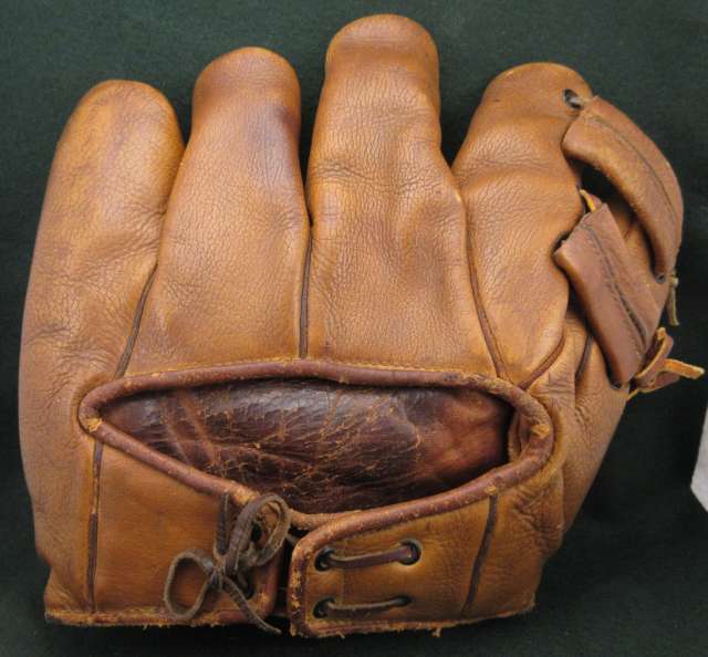 Chuck Klein D&M G92 Back