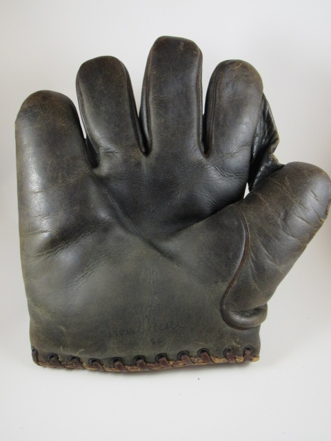 D&M 1 Inch Web Lefty Front