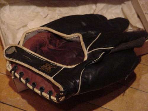 D&M Black Full Web Back