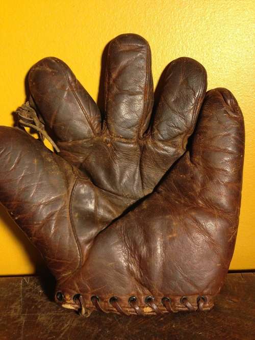 D&M Charles Huber Co Front