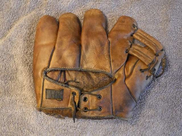 Paul Dean D&M 693X Back