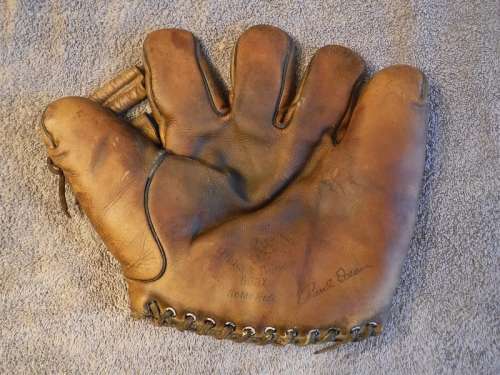 Paul Dean D&M 693X Front