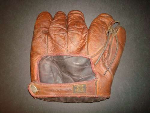 Red Worthington D&M G8 Back