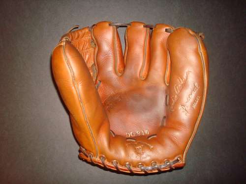 Richie Ashburn D&M DG916 Personal Model Front