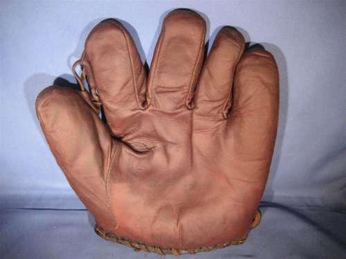 Waite Hoyt D&M Front