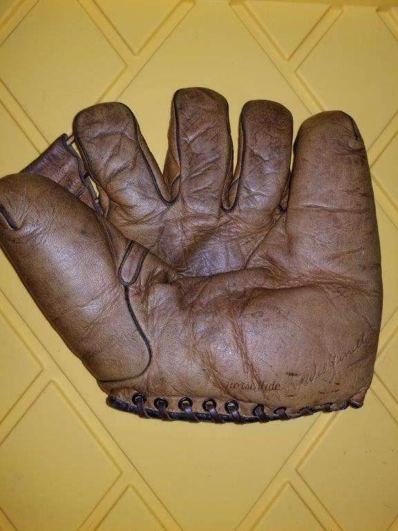 Wes Ferrell D&M G14 Front