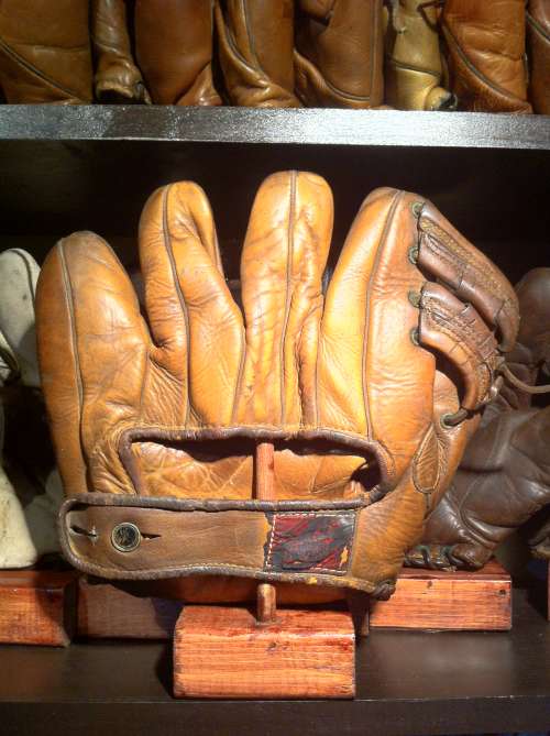 Bill Doak Rawlings 5BD Back