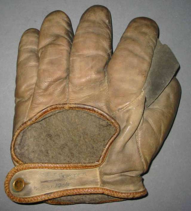 Early 1900's Raised Heel Asbestos Full Web Glove Back