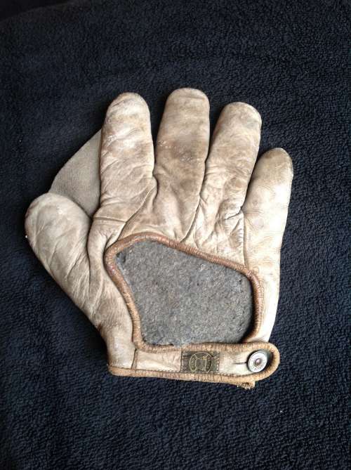 A.J. Reach Asbestos Crescent Lefty Back