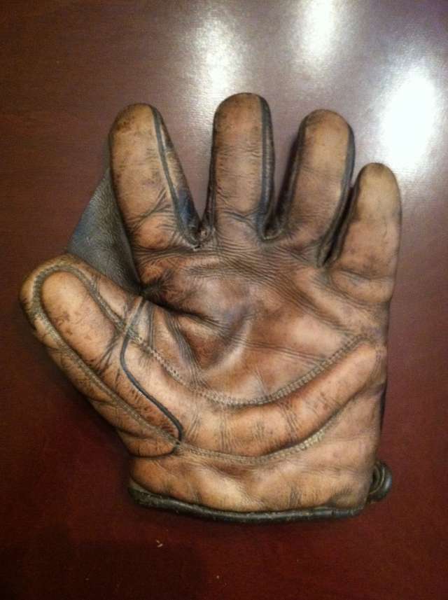 Early 1900's A.J. Reach Crescent Glove Front