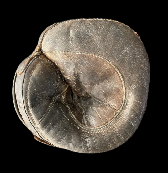 Early 1900's Adjustable Heel Crescent Mitt Front