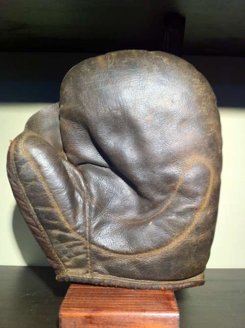 Early 1900's Crescent Basemitt Front