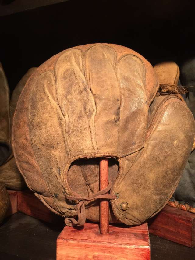 Early 1900's Crescent Catchers Mitt Back