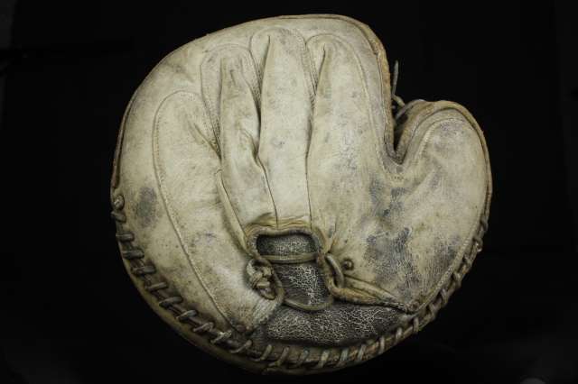 Early 1900's Crescent Catchers Mitt Hook and Eye Back Back