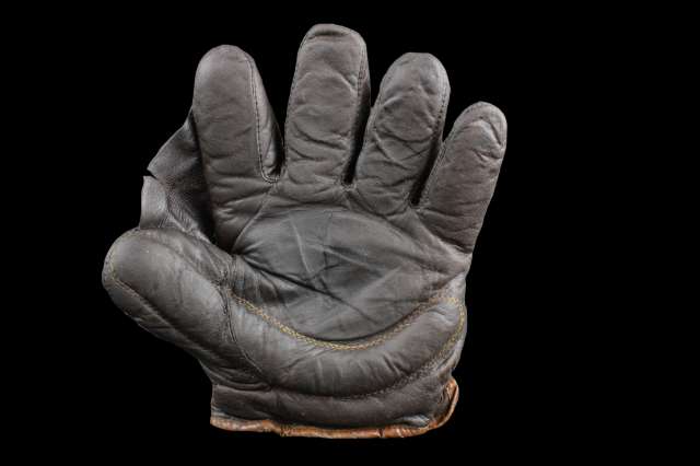 Early 1900's Crescent Glove Front