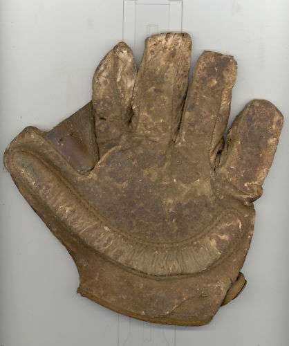 Early 1900's Crescent Glove Front