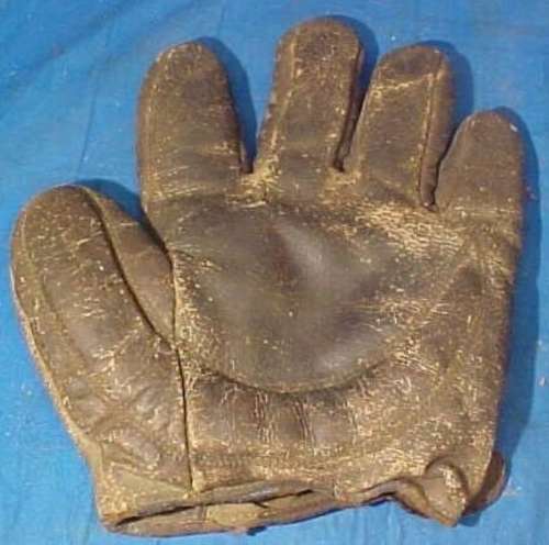 Early 1900's Crescent Glove Front