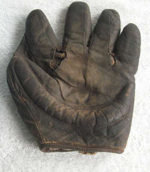Early 1900's Crescent Glove Front