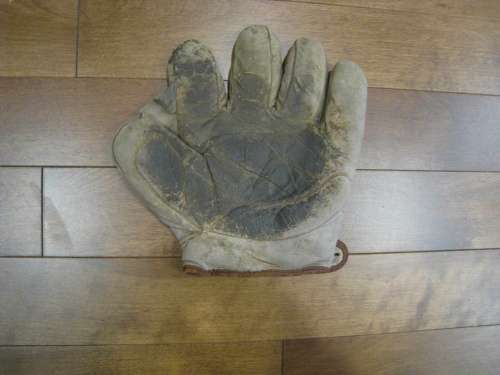 Early 1900's Crescent Glove Front
