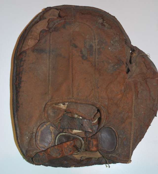 Early 1900's Crescent Mitt Back