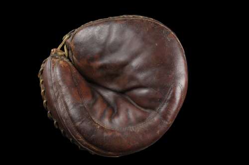 Early 1900's Spalding Crescent Catchers Mitt Front